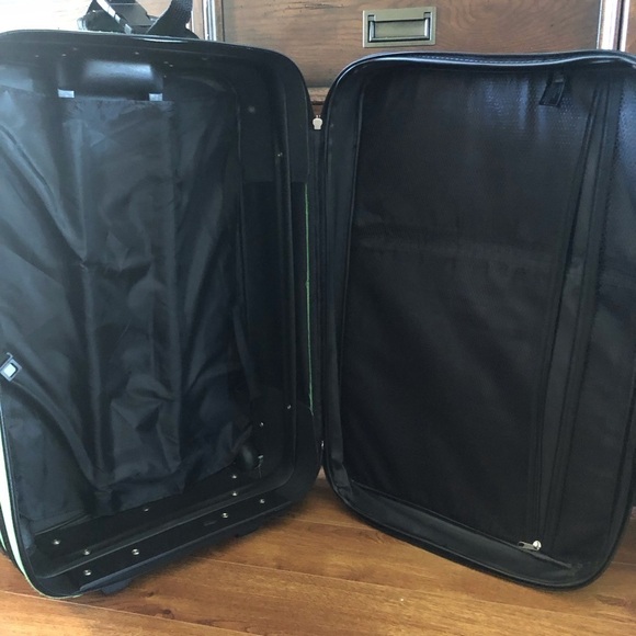 Leisure green rolling suitcase large - Picture 8 of 10